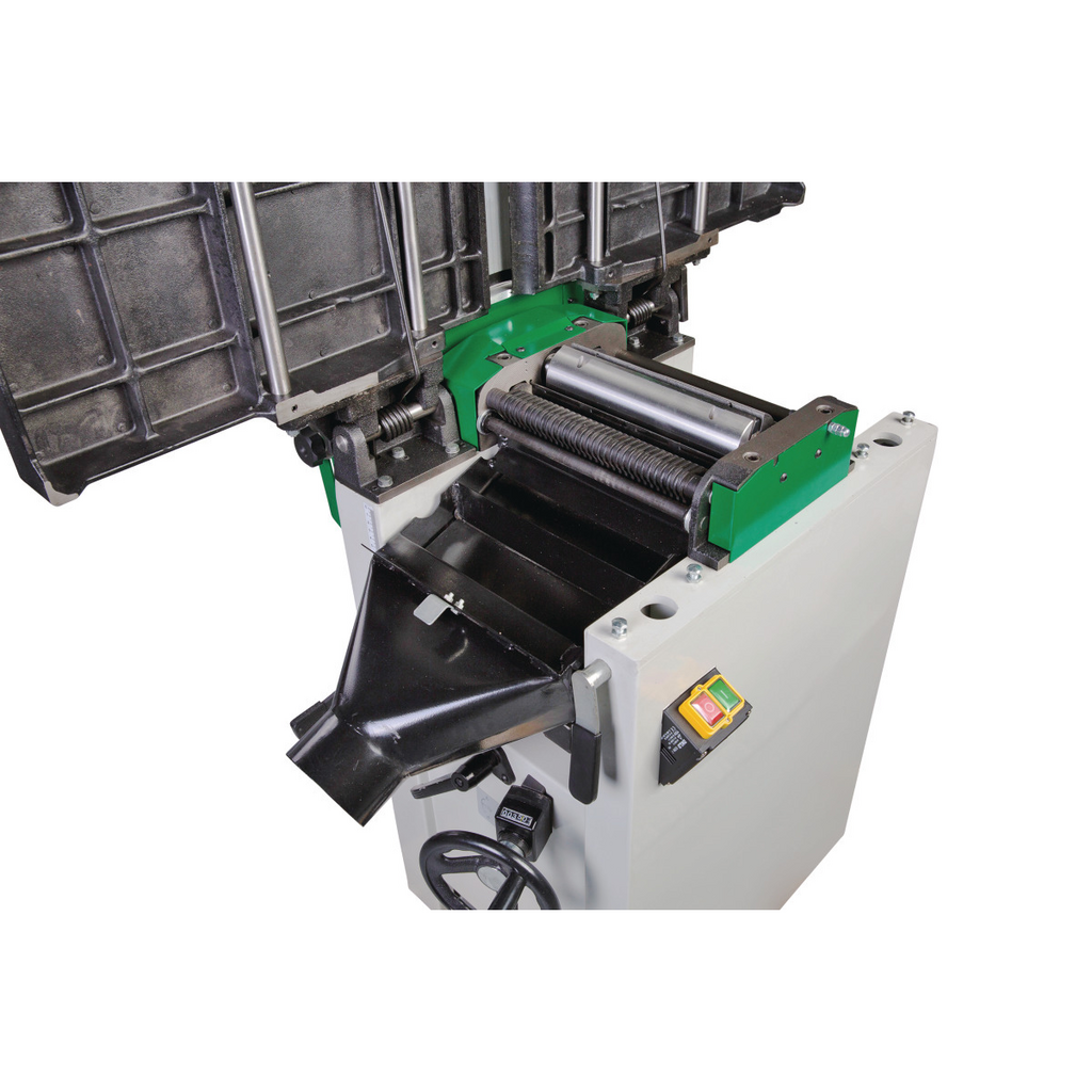  shredder feeder, industrielle maschine, blech, rollen, grüne akzente