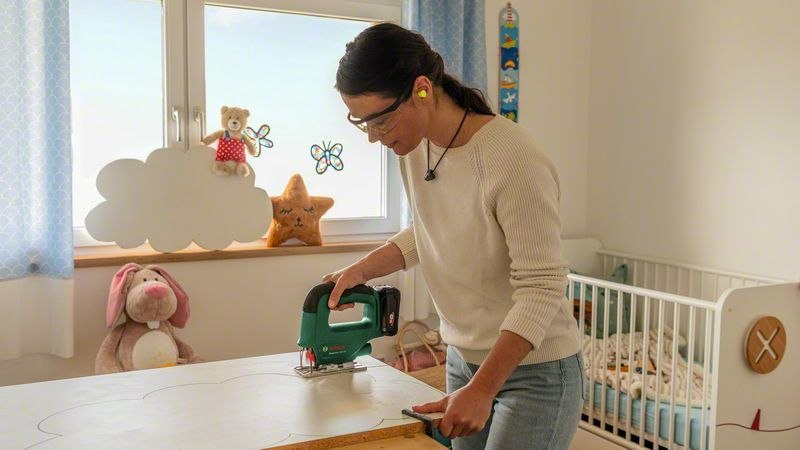 Hobbywerkzeug, Elektrowerkzeug, Bügler?, Bügel?