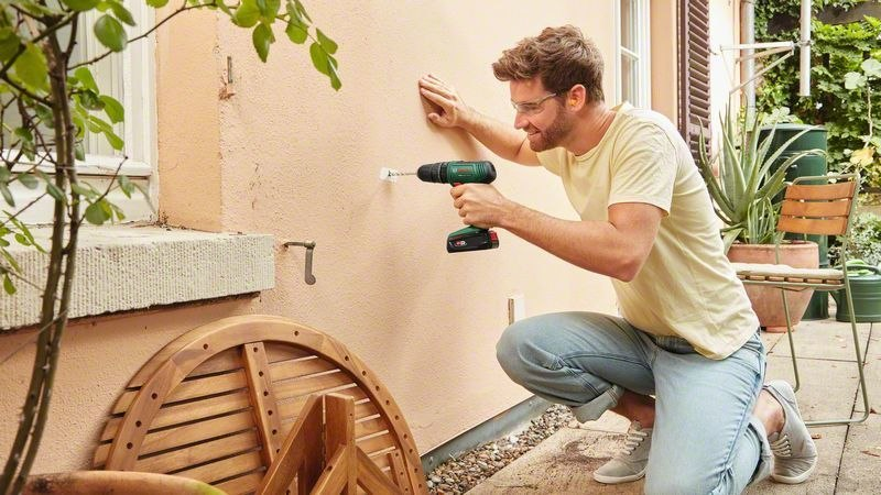 bohrmaschine, leistungswerkzeug, wandbohrer, außenbereich-unterhalt, handwerksarbeit, bohrmaschine, akkuschrauber, außenbereich, wandbohren, heimwerker