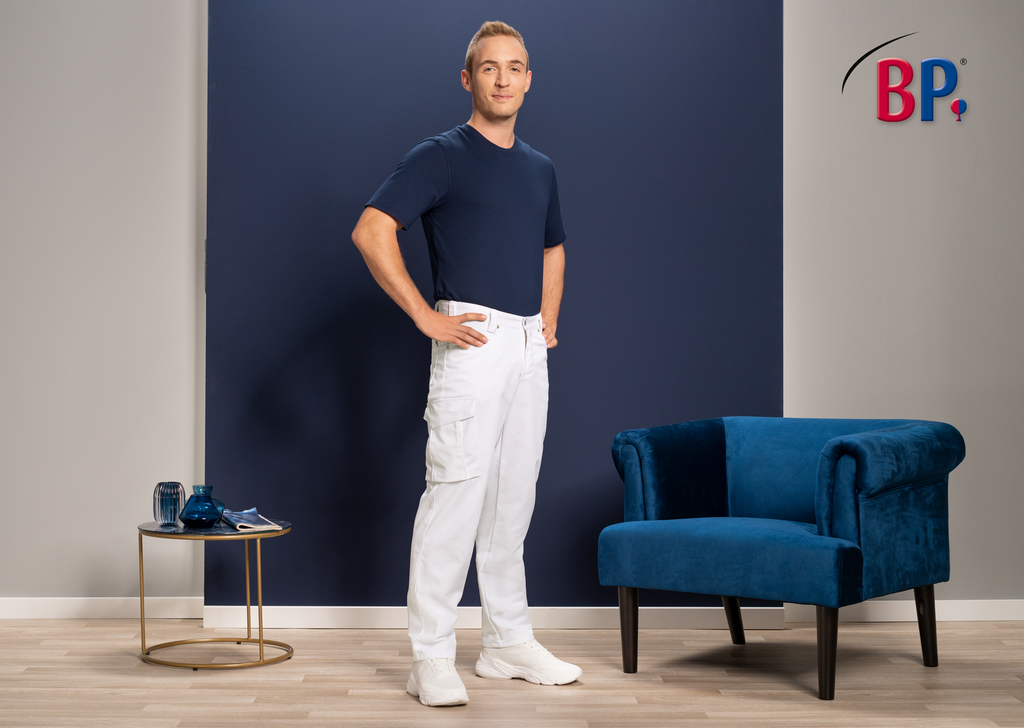 t-shirt, navy, pants, cargo pants, white sneakers