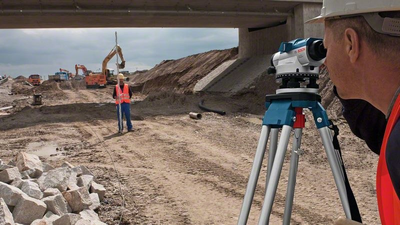 Baustelle, Pegelholz, Vermessung, Leveling, Dreifußstativ, baustelle, Vermessung, Surveying, Dreigut, Montage