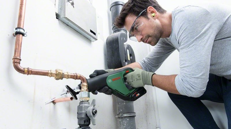 Rohrleitung, Rohrinstallation, Handwerkzeug, Bohrgerät, Gasschweissgerät