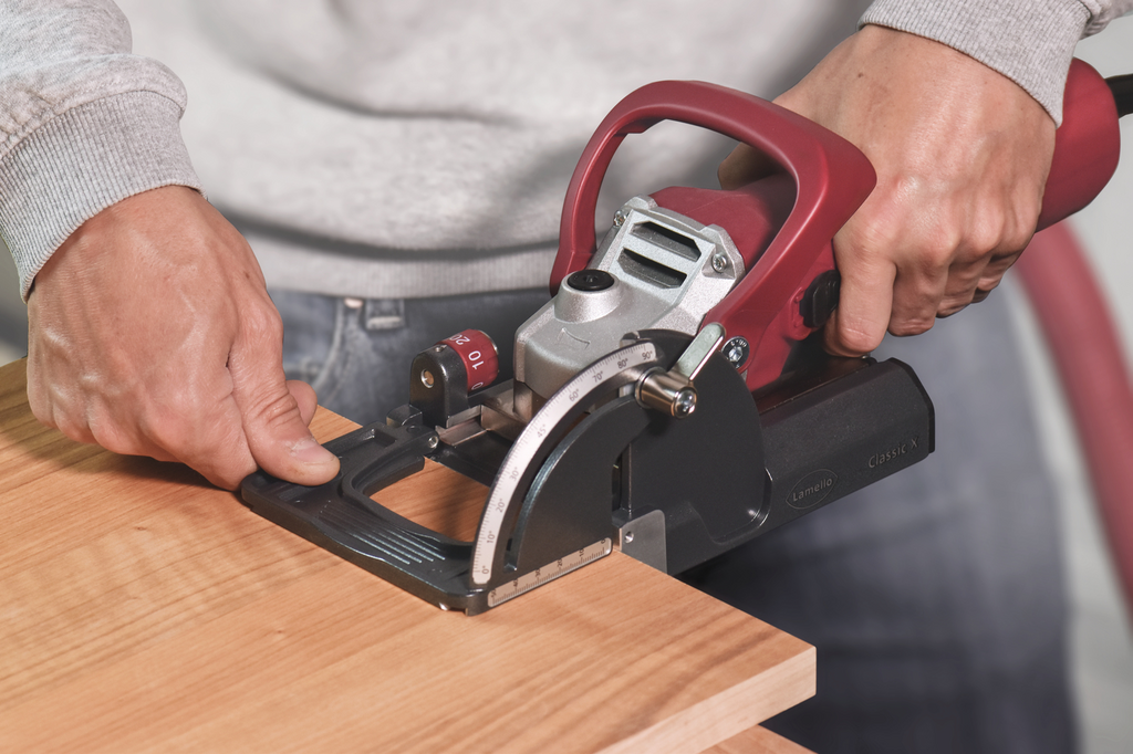 Kappsäge, Kappmesser, Holzarbeiten, Metallführung, Schnitttiefe adjustable