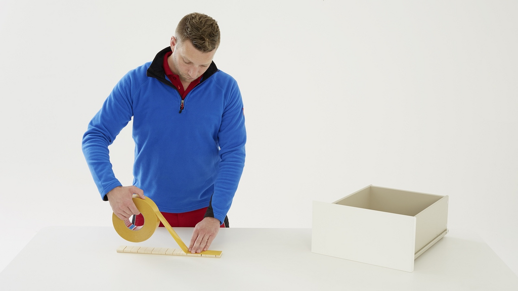 Erwachsener, Männlich, Mann, Person, Kiste