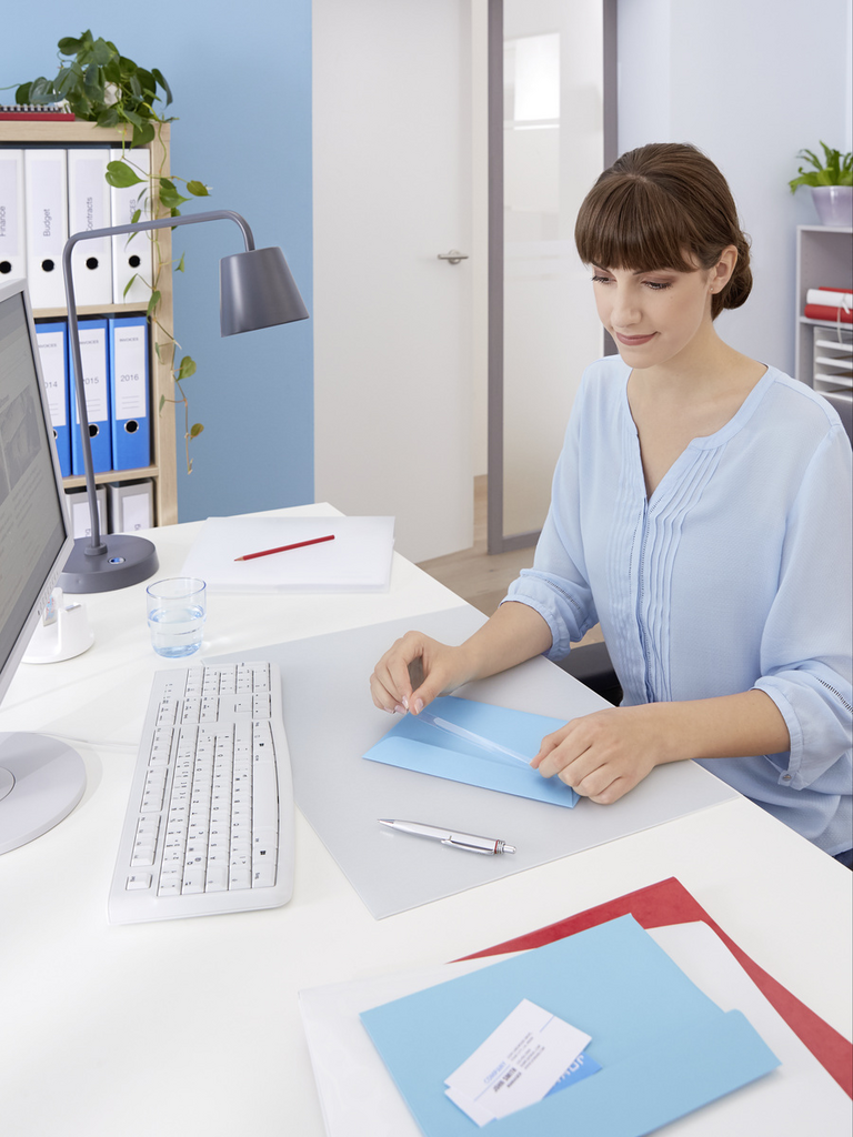 Computer-Tastatur, Elektronik, Hardware, Person, Text