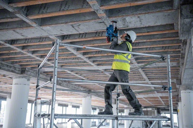 Gerüst, Arbeitsbühne, Bauarbeiter, Schutzhelm, High-Visibility