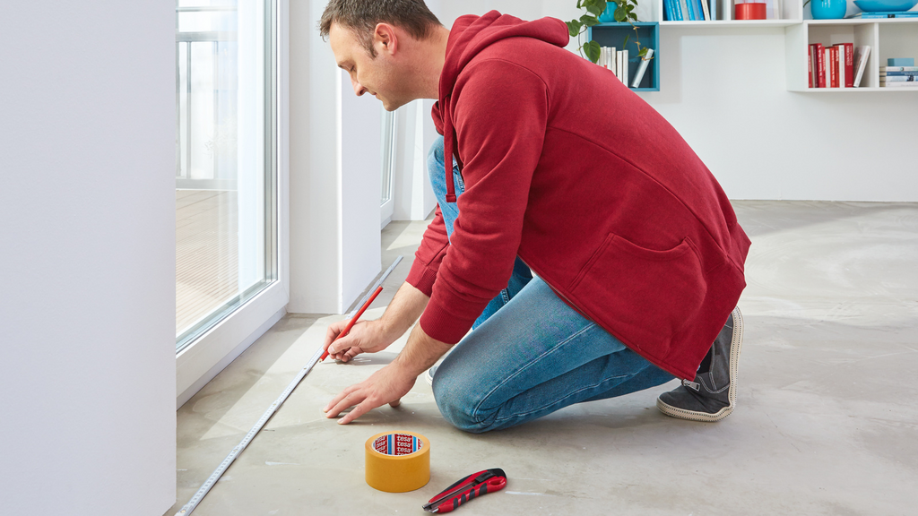 Person, Reinigen, Innenarchitektur, Schuh, Klebeband