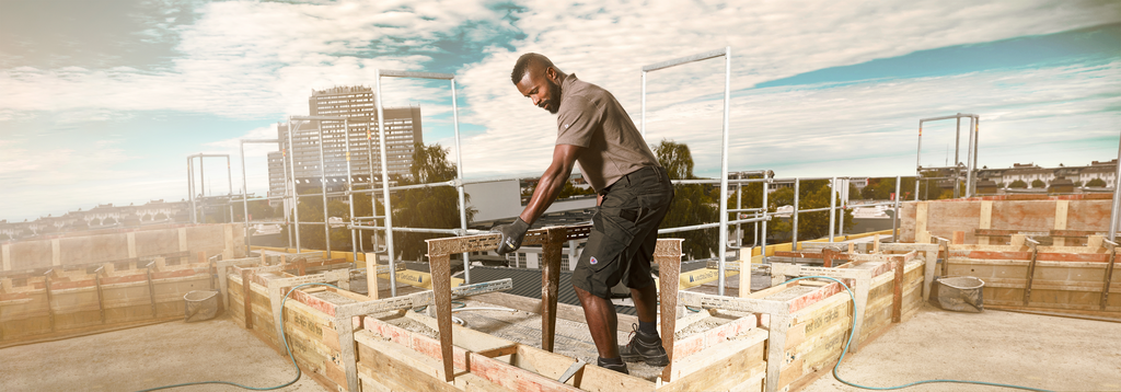 Konstruktion, Baustelle, Bauarbeiter, Handschuhe, Shorts