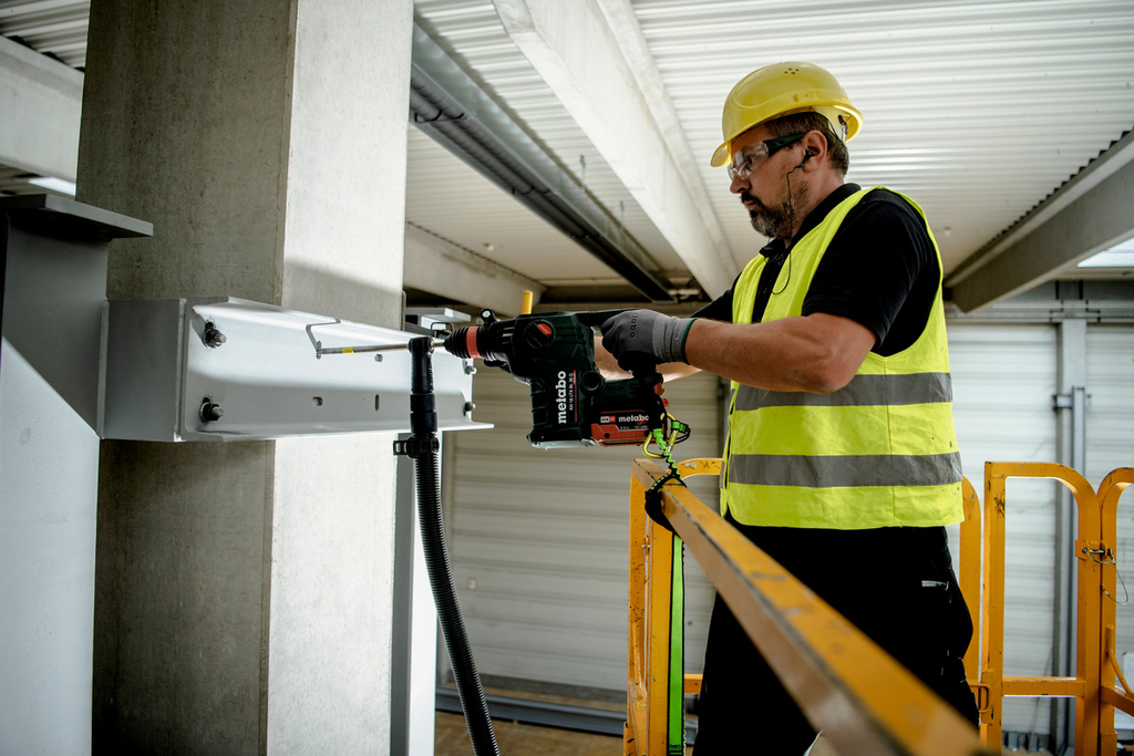 Bauarbeit, Bohrer, Sicherheitsweste, Schutzhelm, Industrie