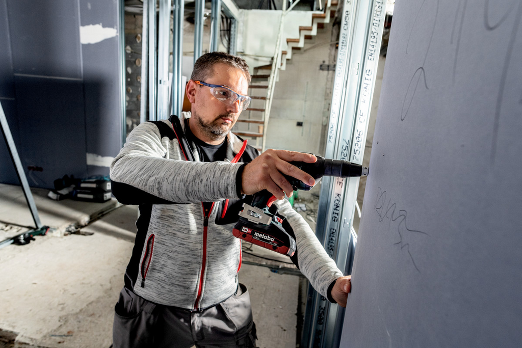 Gewährte122, construction, german, construction-worker, drill