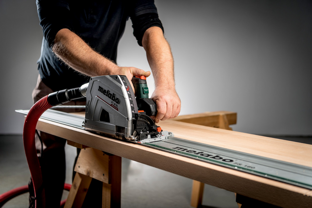 Kreissäge, Stichsäge, Holzbearbeitung, Werkzeug, Schiene