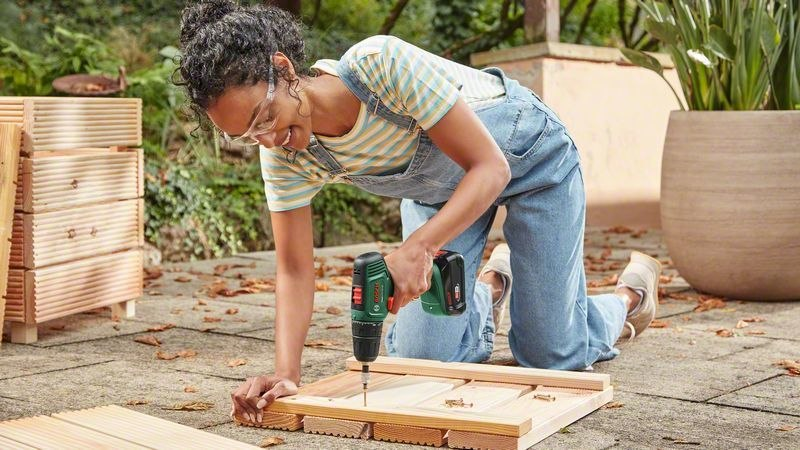 Schraubendreher, Holzarbeit, Holzplatte, Werkzeug, Kreuzschlitzschrauber, Holzlatten, Schrauber, Akkuschrauber, Holzarbeiten, Kastenbau