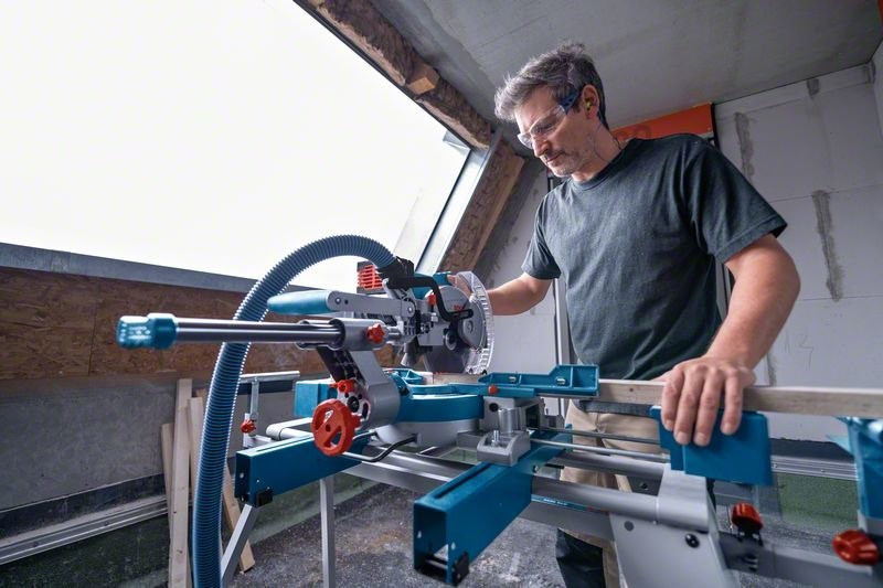 Kappsäge, Fräse, Holzverarbeitung, Werkbank, Schnittgerät