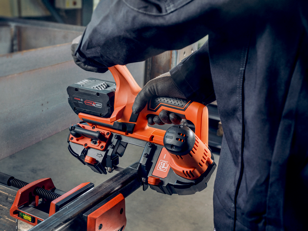 Akku-Pistole, Schraub- und Nagelgerät, orange, Gurtband, Handhobel?