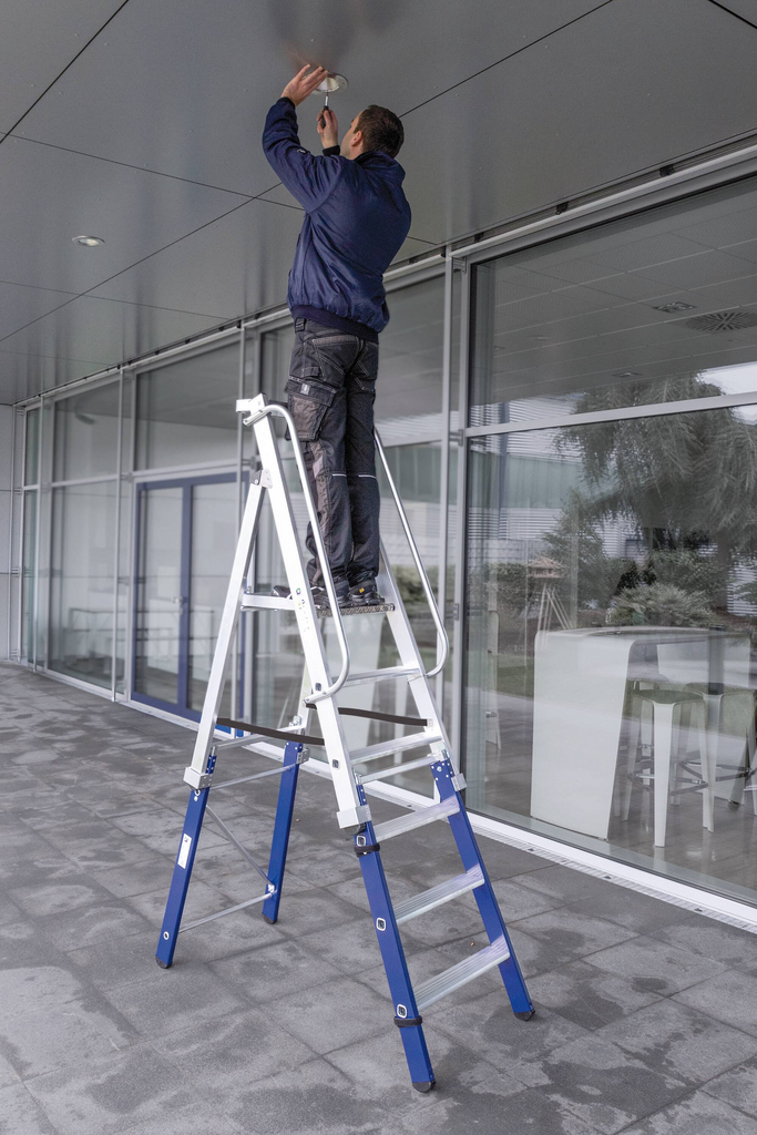 Erwachsener, Männlich, Mann, Person, Renovierungsarbeiten