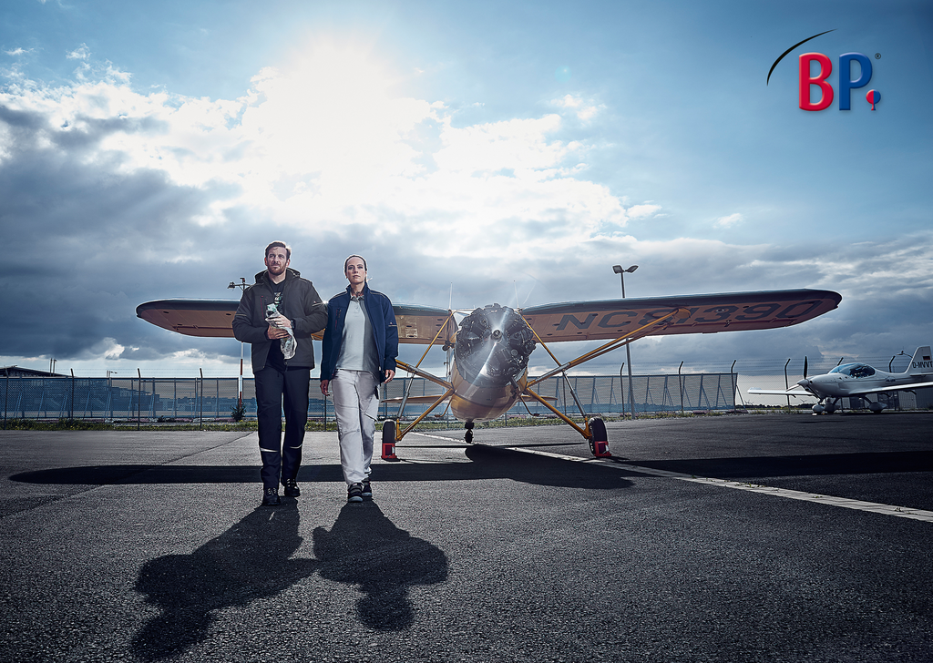 Flugzeug, Propellerflugzeug, Paar, Menschen, Tarmac