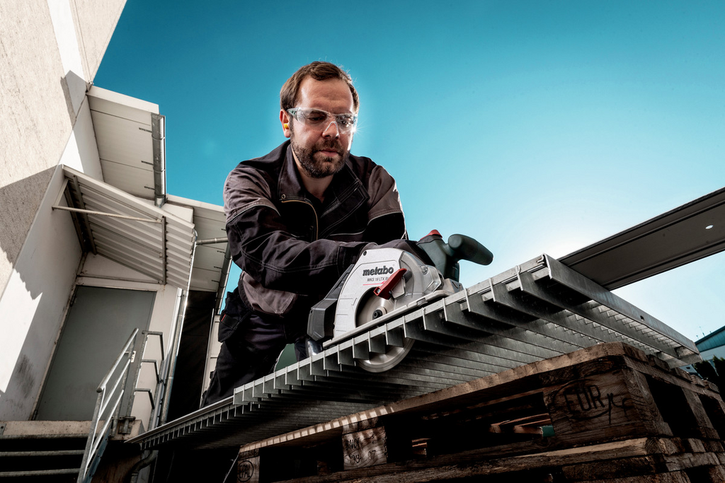 stamper, saw blade, mitre saw, werkzeug, baumaterialien